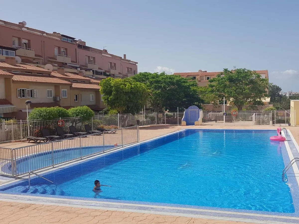 Oasis Dakota Playa Fanabe 호텔 아데제 게스트하우스